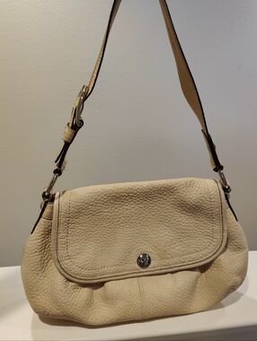 Coach Ivory Cream White Pebble Leather Hampton Hobo Shoulder Bag